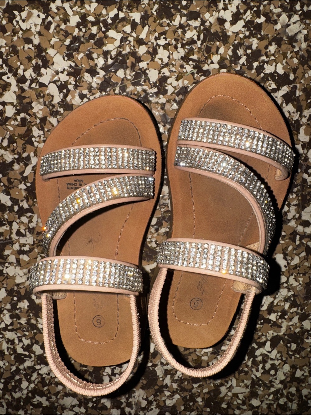 Toddler Girls Shoe Bundle Size 5/6/22 | Sparkle Dress Shoes, Sandals & Flats - Picture 4 of 9